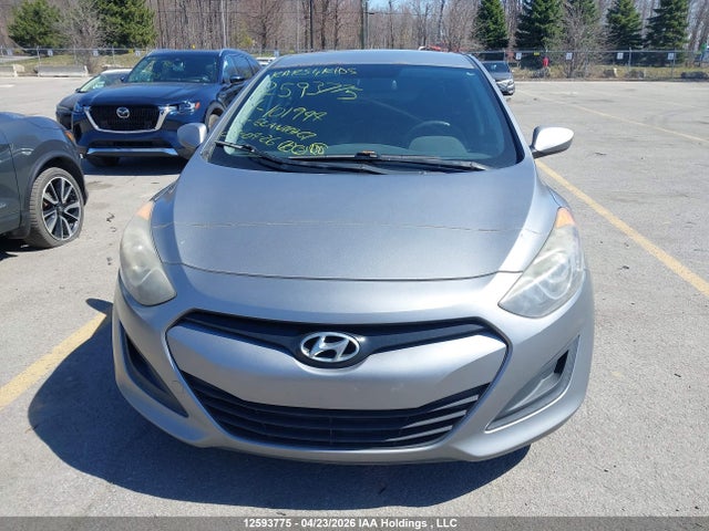 2013 Hyundai Elantra Gt მანქანა იყიდება აუქციონზე, vin: KMHD25LE8DU101944, აუქციონის ნომერი: 12593775