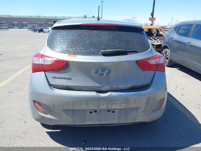 2013 Hyundai Elantra Gt მანქანა იყიდება აუქციონზე, vin: KMHD25LE8DU101944, აუქციონის ნომერი: 12593775