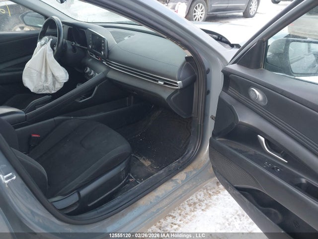 Продаж на аукціоні авто 2022 Hyundai Elantra Preferred Ivt, vin: KMHLM4AG1NU319620, номер лоту: 12555120