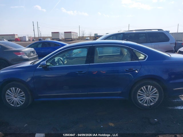 Aukcja sprzedaży 2016 Volkswagen Passat 1.8 Tsi Highline, vin: 1VWCS7A31GC065602, numer aukcji: 12583647