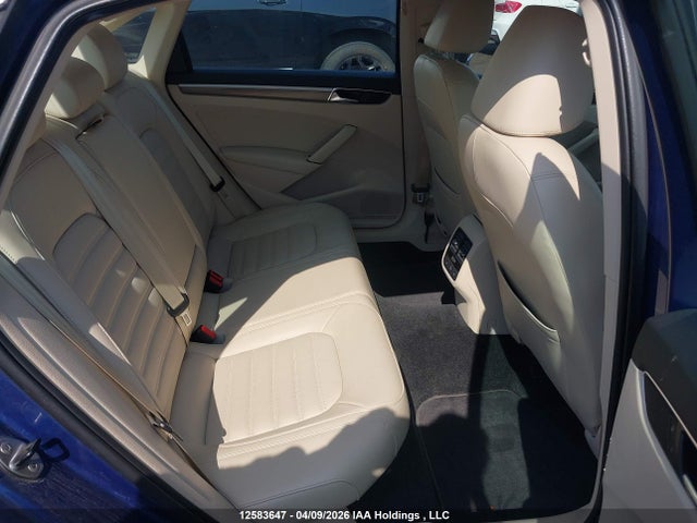 Aukcja sprzedaży 2016 Volkswagen Passat 1.8 Tsi Highline, vin: 1VWCS7A31GC065602, numer aukcji: 12583647