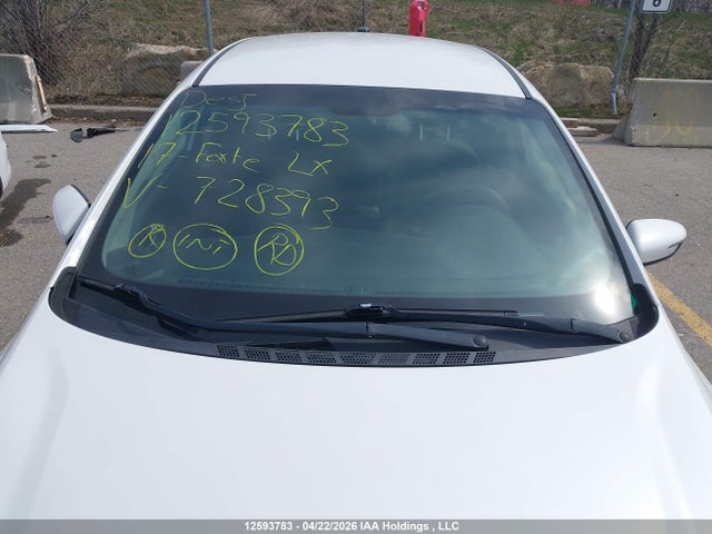 KNAFK5A8XH5728393 KIA FORTE LX