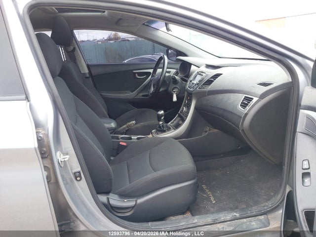 KMHDH4AH8FU363987 Hyundai Elantra Gls
