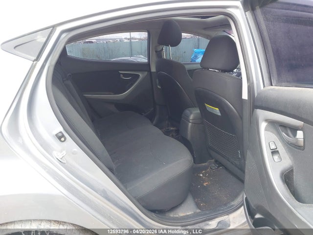 KMHDH4AH8FU363987 Hyundai Elantra Gls