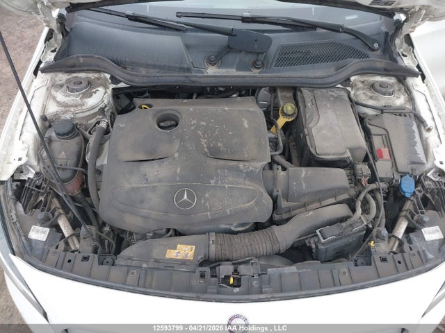 WDCTG4GB8HJ363668 Mercedes-Benz Gla 250 4matic