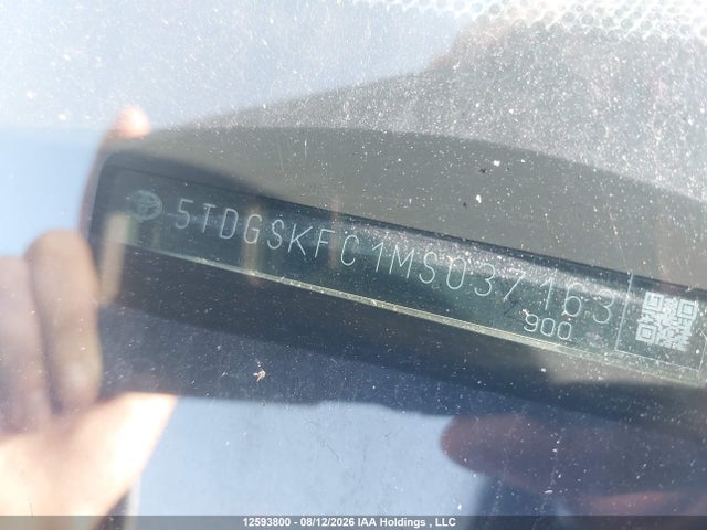 Продажа на аукционе авто 2021 Toyota Sienna Xse 7-passenger, vin: 5TDGSKFC1MS037163, номер лота: 12593800