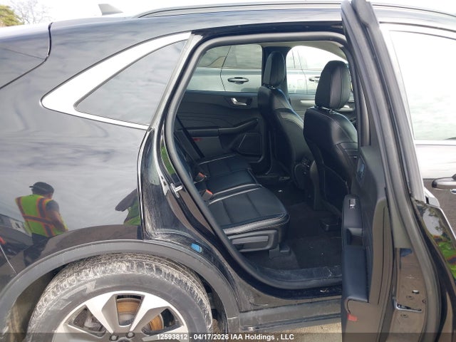 12593812 :رقم المزاد ، 1FMCU9JA1RUA89446 vin ، 2024 Ford Escape Platinum مزاد بيع