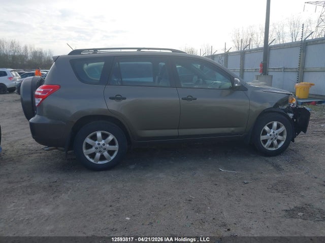 12593817 :رقم المزاد ، 2T3BF4DV2BW126587 vin ، 2011 Toyota Rav4 مزاد بيع