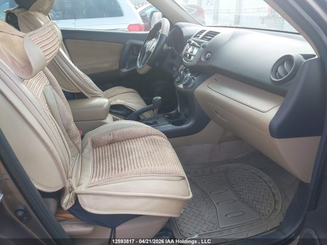 12593817 :رقم المزاد ، 2T3BF4DV2BW126587 vin ، 2011 Toyota Rav4 مزاد بيع