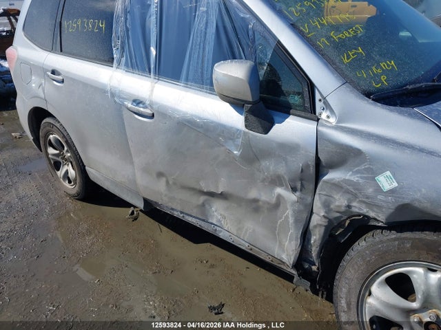 2017 Subaru Forester 2.5i მანქანა იყიდება აუქციონზე, vin: JF2SJEBC7HH449796, აუქციონის ნომერი: 12593824