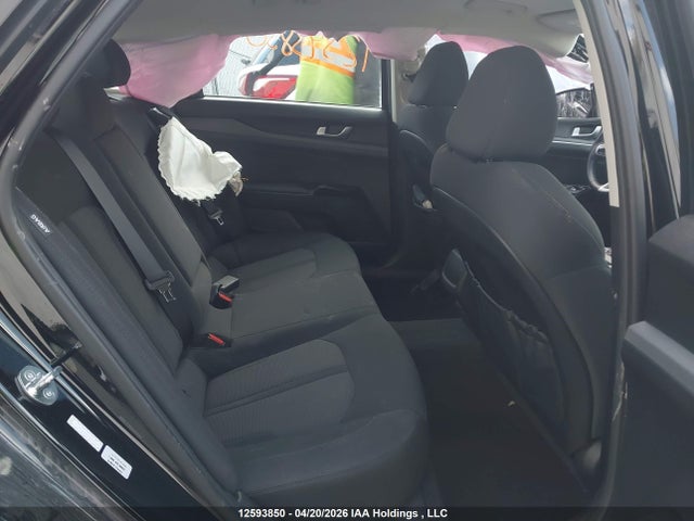 5XXG24J27RG253196 KIA K5 LX