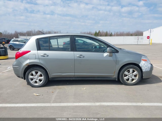 12593853 :رقم المزاد ، 3N1BC13E98L399604 vin ، 2008 Nissan Versa S/sl مزاد بيع