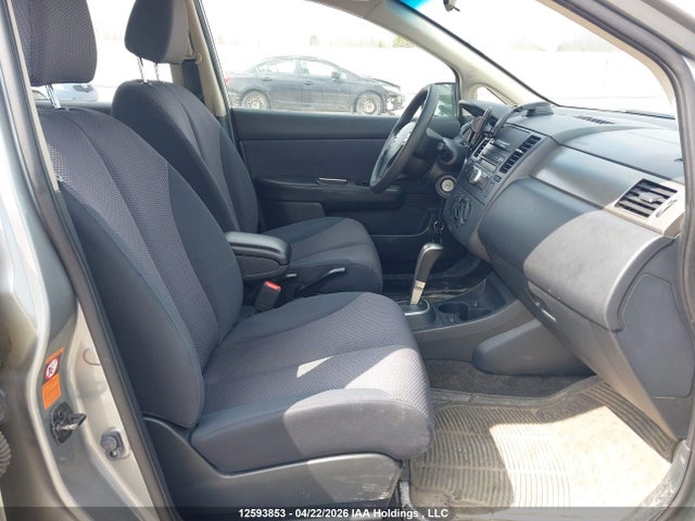 12593853 :رقم المزاد ، 3N1BC13E98L399604 vin ، 2008 Nissan Versa S/sl مزاد بيع