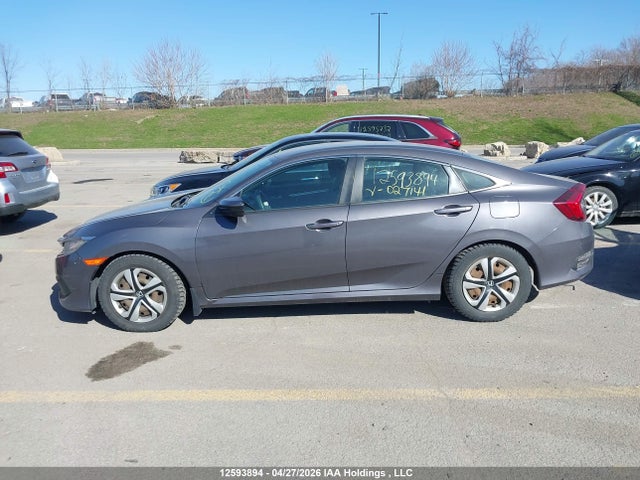 Aukcja sprzedaży 2017 Honda Civic Lx, vin: 2HGFC2F57HH027141, numer aukcji: 12593894