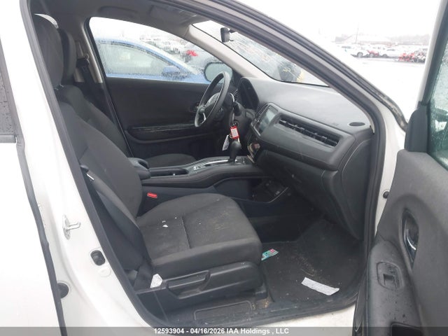 3CZRU5H37NM100487 Honda HR-V LX