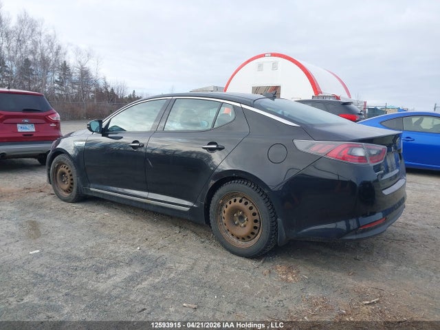 2014 Kia Optima Hybrid მანქანა იყიდება აუქციონზე, vin: KNAGN4AD4E5072660, აუქციონის ნომერი: 12593915