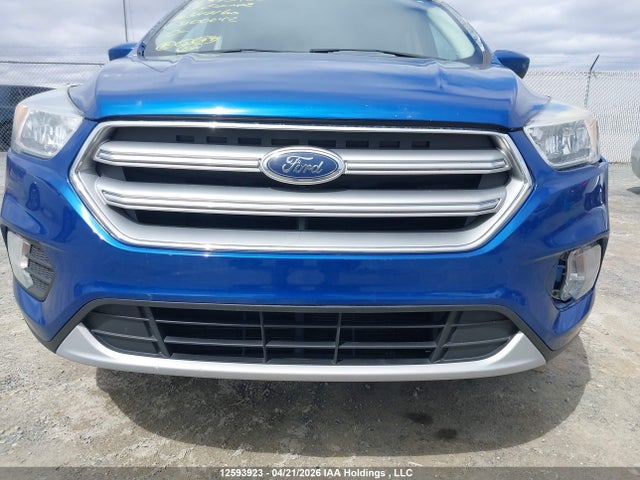 Продаж на аукціоні авто 2017 Ford Escape Se, vin: 1FMCU9GD6HUD00642, номер лоту: 12593923