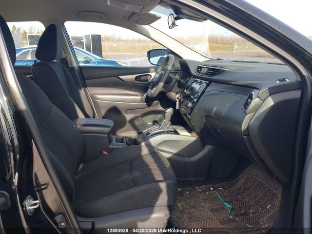 JN1BJ1AW3PW101431 Nissan Qashqai S