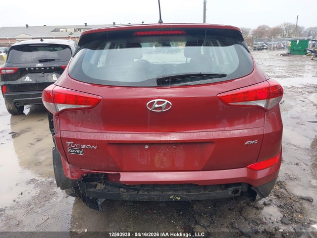 KM8J2CA4XJU768172 Hyundai TUCSON SE