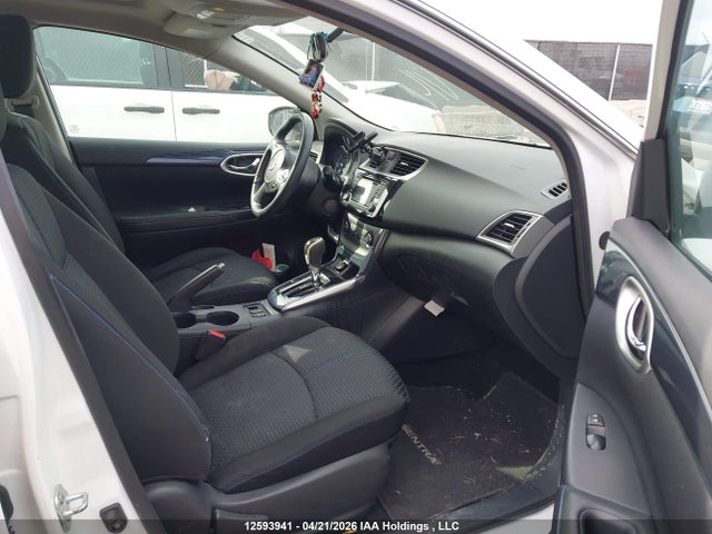 2016 Nissan Sentra 1.8 S/1.8 Sl/1.8 Sr/1.8 Sv მანქანა იყიდება აუქციონზე, vin: 3N1AB7AP8GL665795, აუქციონის ნომერი: 12593941