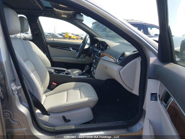 Продажа на аукционе авто 2012 Mercedes-benz C 250, vin: WDDGF4HBXCR224229, номер лота: 12593947