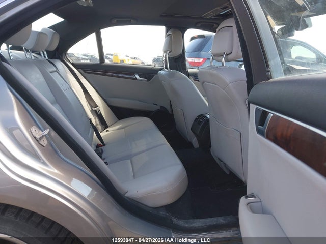 Продажа на аукционе авто 2012 Mercedes-benz C 250, vin: WDDGF4HBXCR224229, номер лота: 12593947