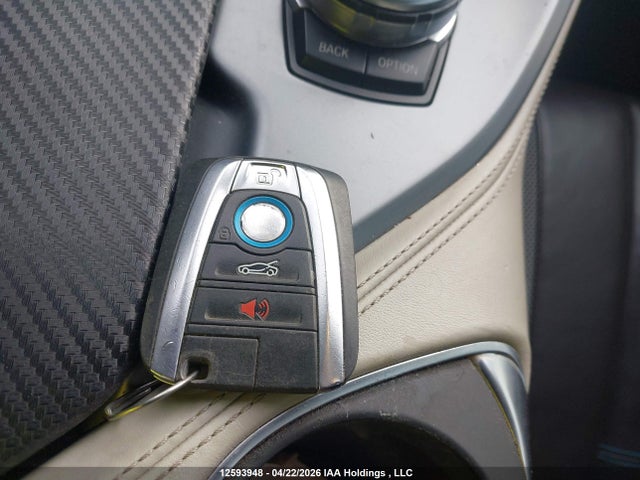 2015 Bmw I8 მანქანა იყიდება აუქციონზე, vin: WBY2Z2C51FV391901, აუქციონის ნომერი: 12593948