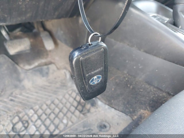 Продажа на аукционе авто 2021 Toyota Corolla Hybrid Base W/li Battery, vin: JTDBAMDE7MJ002749, номер лота: 12593959