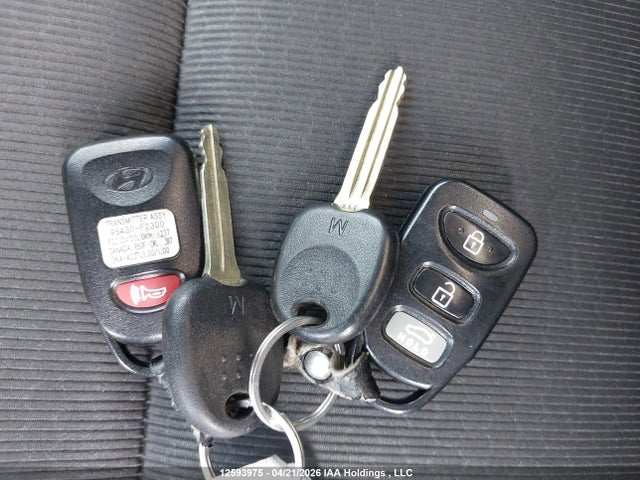 KMHD84LFXJU680724 Hyundai ELANTRA GL