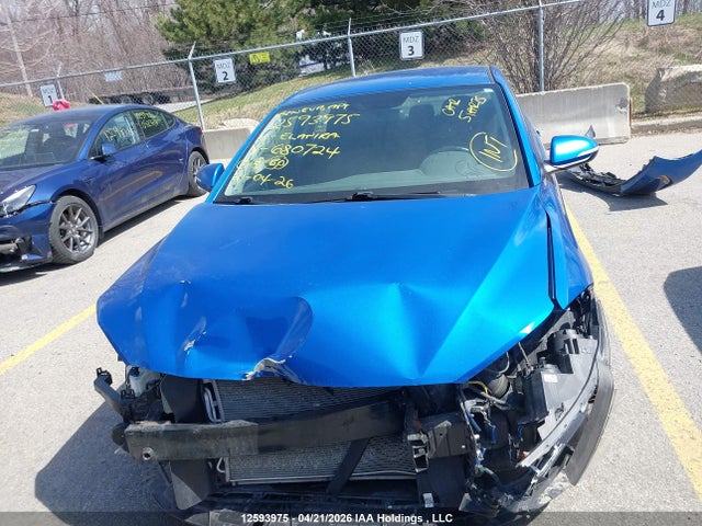 KMHD84LFXJU680724 Hyundai ELANTRA GL