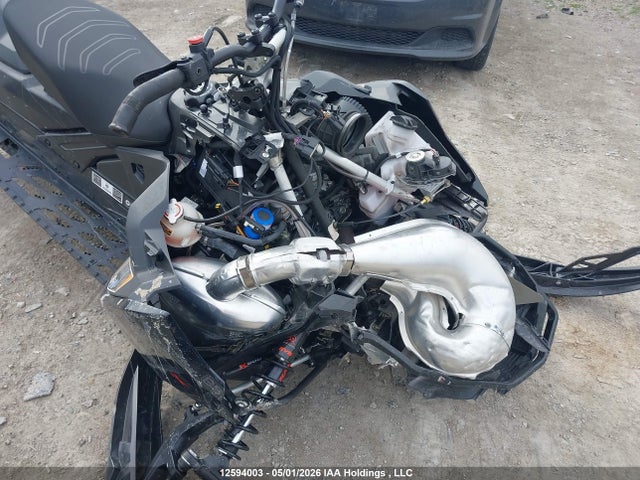 Skidoo Skidoo 2023 YH2SULPW9PR000107 Image 10