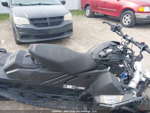 Skidoo Skidoo 2023 YH2SULPW9PR000107 Image 5