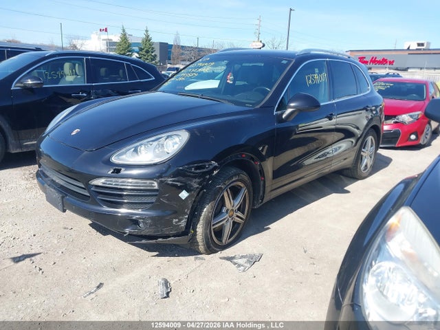 Porsche Cayenne 2014 WP1AA2A26ELA93589 Image 2