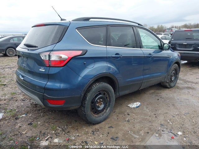 1FMCU0GD9JUC52913 Ford ESCAPE SE