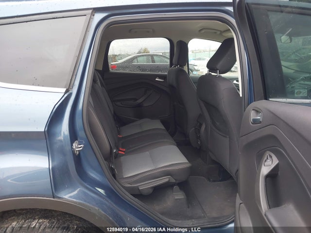 1FMCU0GD9JUC52913 Ford ESCAPE SE