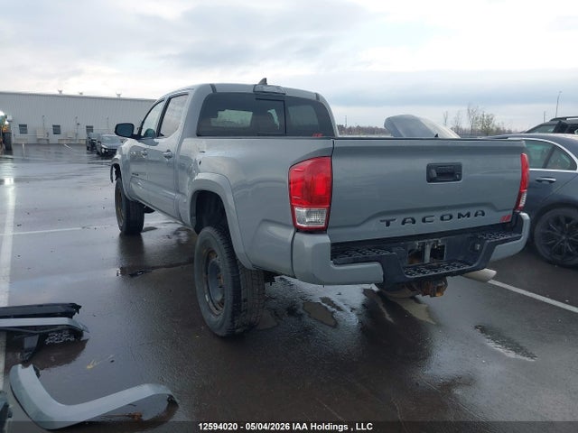 Auction sale of the 2018 Toyota Tacoma, vin: 5TFDZ5BN2JX037072, lot number: 12594020