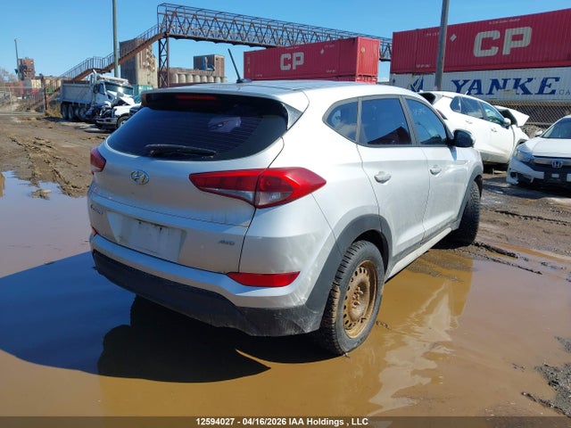 KM8J2CA43HU558216 Hyundai Tucson