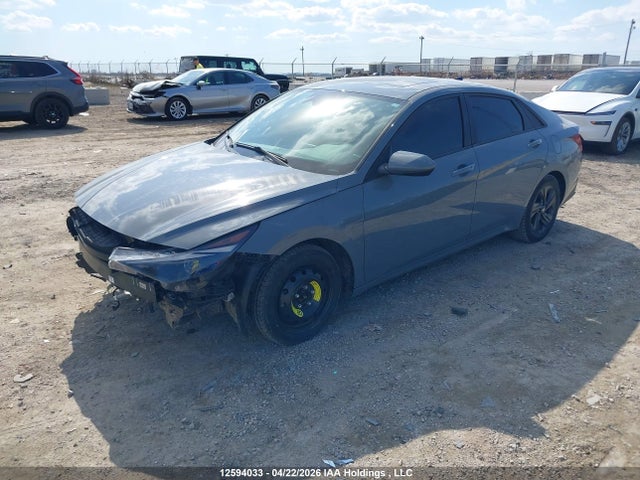 KMHLM4AG3NU320106 Hyundai Elantra Preferred Ivt With Sun And Tech Package