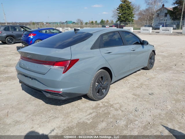 KMHLM4AG3NU320106 Hyundai Elantra Preferred Ivt With Sun And Tech Package