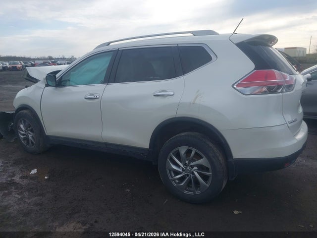2015 Nissan Rogue მანქანა იყიდება აუქციონზე, vin: 5N1AT2MV3FC916087, აუქციონის ნომერი: 12594045