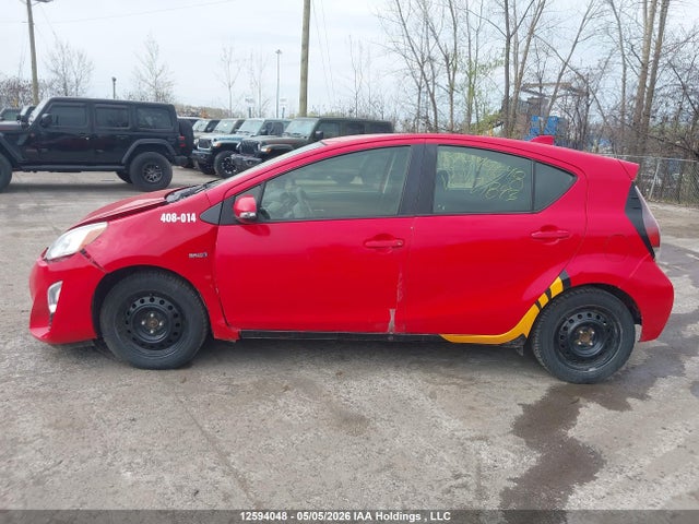 JTDKDTB31G1125843 Toyota PRIUS C