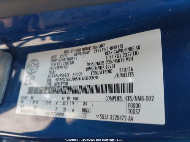 1FMCU9J95HUE80300 Ford Escape Titanium