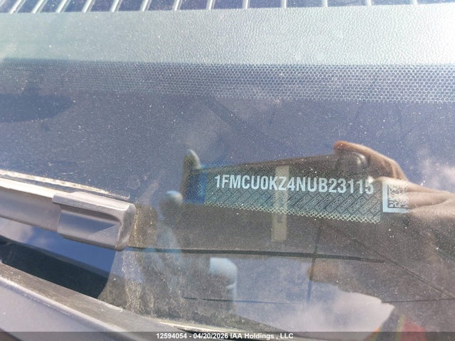 1FMCU0KZ4NUB23115 Ford ESCAPE SEL