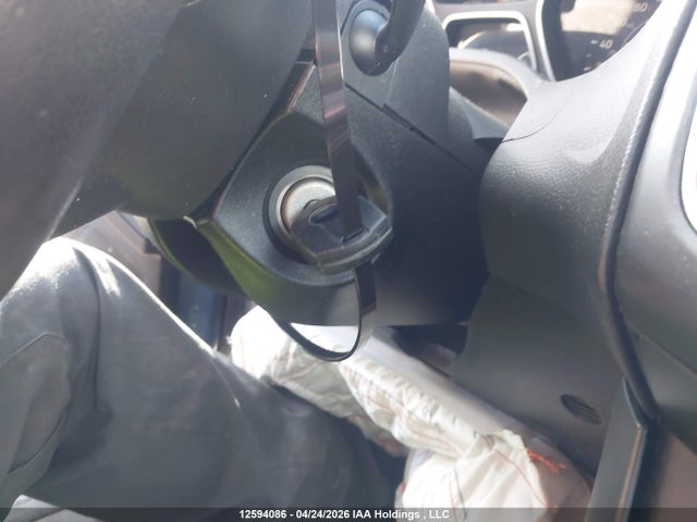 1FADP3M20JL262732 Ford FOCUS SEL