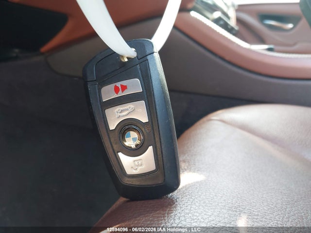 2013 Bmw 528i Xdrive მანქანა იყიდება აუქციონზე, vin: WBAXH5C58DD114142, აუქციონის ნომერი: 12594096