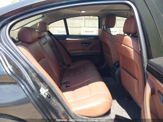 2013 Bmw 528i Xdrive მანქანა იყიდება აუქციონზე, vin: WBAXH5C58DD114142, აუქციონის ნომერი: 12594096