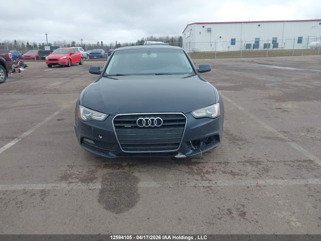Продаж на аукціоні авто 2014 Audi A5 2.0 Komfort, vin: WAUGFBFR9EA052045, номер лоту: 12594105