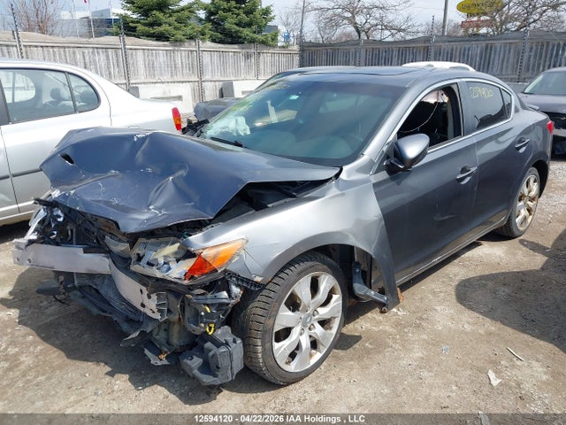 2013 Acura Ilx 20 Tech მანქანა იყიდება აუქციონზე, vin: 19VDE1F75DE400705, აუქციონის ნომერი: 12594120