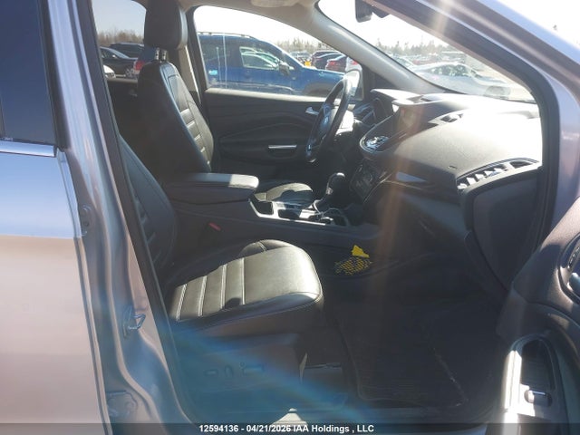 Продажа на аукционе авто 2017 Ford Escape Titanium, vin: 1FMCU9J95HUB06785, номер лота: 12594136