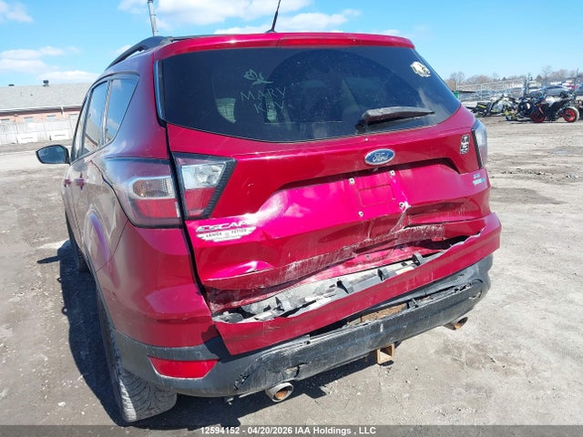 2017 Ford Escape Se მანქანა იყიდება აუქციონზე, vin: 1FMCU9G99HUB92576, აუქციონის ნომერი: 12594152